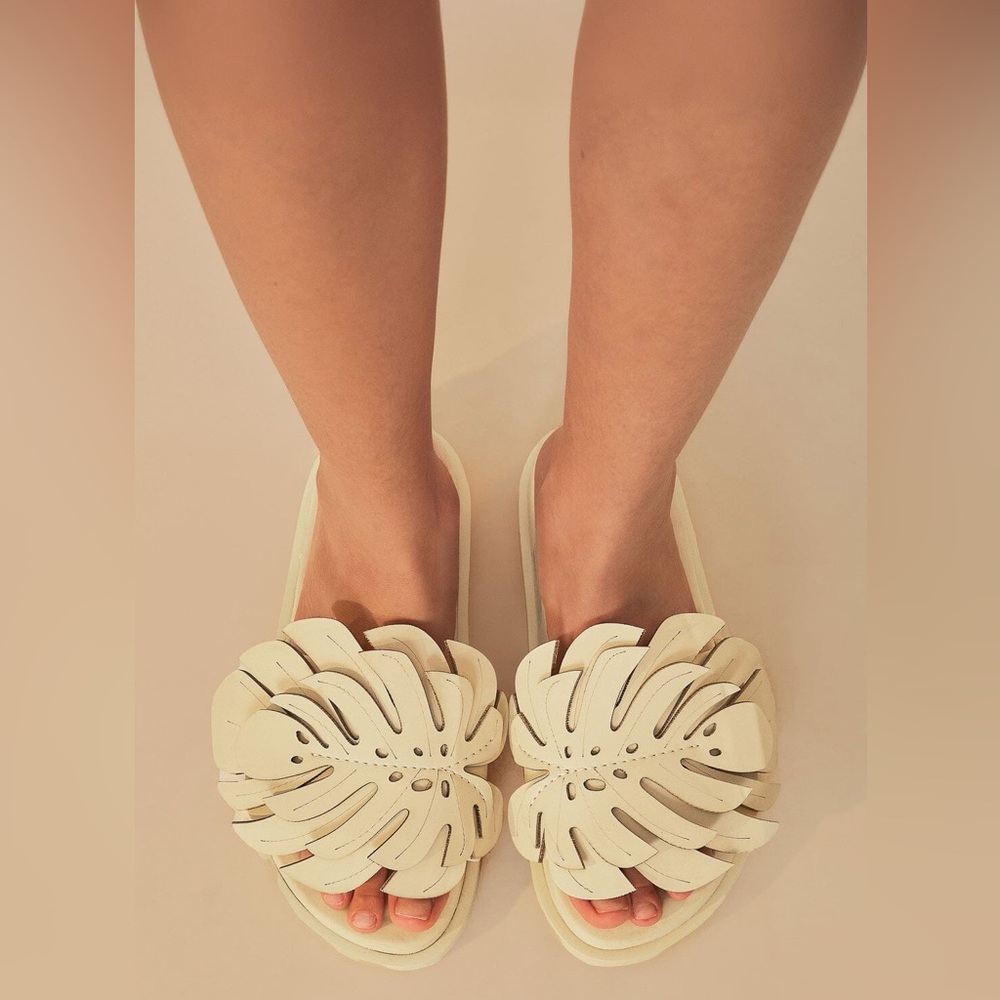 Farm Rio Ivory Monstera Slide Sandals